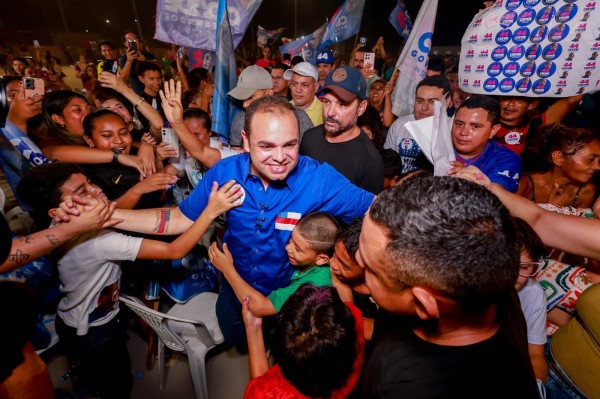 Roberto Cidade intensifica agenda eleitoral com três reuniões na zona Leste de Manaus