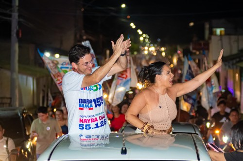 Prefeito Mateus Assayag leva milhares à Pororoca de Omar e Braga em Parintins