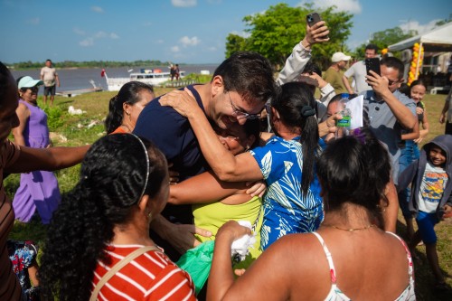 Mateus Assayag mantém 85% de avaliação positiva e amplia força política no Amazonas