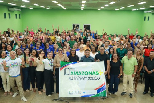 Semed Parintins promove abertura do 1º Ciclo Formativo do programa Amazonas Mais Alfabetizado