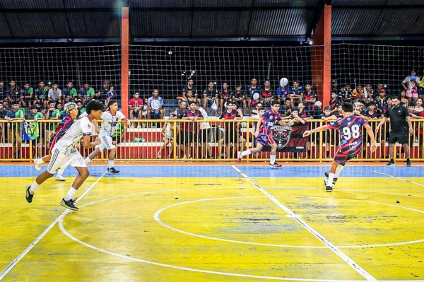 Ginásio Tristão Cruz recebe jogos decisivos da II Copa Fênix de Futsal Sub-15 e Sub-17