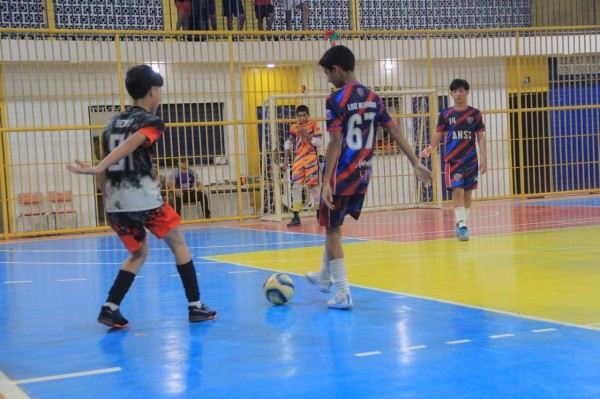 Copa Fênix de Futsal de Base define finalistas neste sábado em Parintins