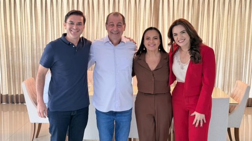 Omar Aziz e Alessandra Campelo reafirmam compromisso com Parintins durante encontro com Mateus Assayag e Vanessa Gonçalves