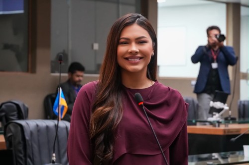 Brena Dianná destaca trajetória da vice-governadora eleita, Alessandra Campêlo e relembra luta das mulheres para ocupar espaços de poder no Amazonas