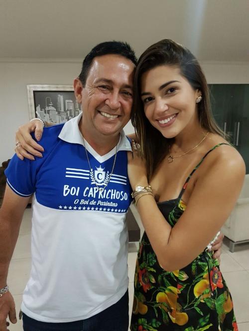 Vivian Amorim do BBB 2017 vem prestigiar festa do Caprichoso, anuncia Babá Tupinambá 