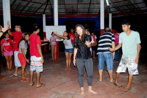 Companhia de teatro do Garantido começa trabalho com figurinistas 