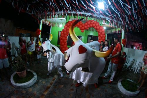 Garantido esbanja tradição na homenagem aos namorados 