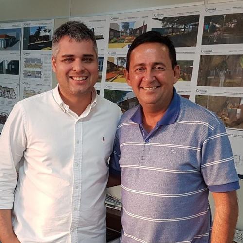 Caprichoso busca parceria com Manauscut 