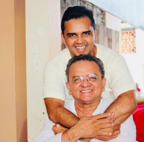 Carlos Paulain o poeta de Parintins chega aos 60 anos 