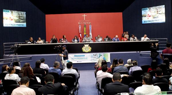 Audiência Pública conclui que odontologia reduz custos de internações Audiência Pública conclui que odontologia reduz custos de internações