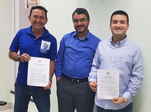 Caprichoso pode celebrar convênios, anuncia Babá após encontro com juiz 