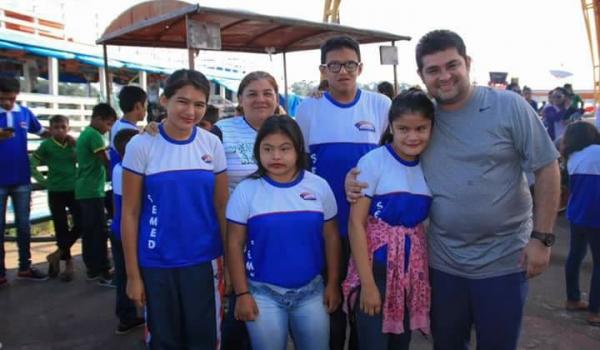 Prefeitura de Barreirinha realiza estudo para modernizar equipamentos nas escolas Prefeitura de Barreirinha realiza estudo para modernizar equipamentos nas escolas