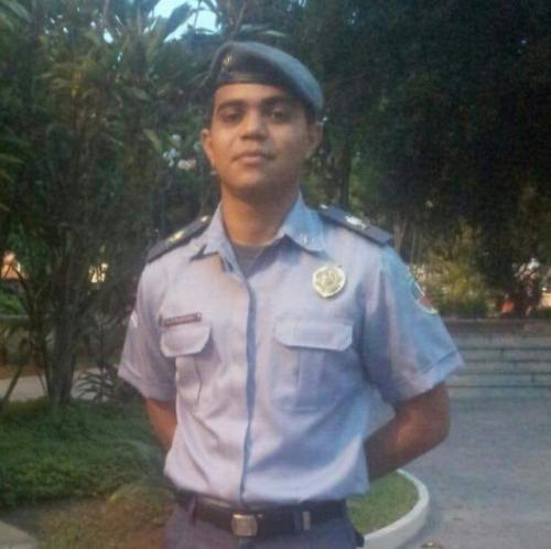 Preso mata tenente com dois tiros na delegacia de São Gabriel da Cachoeira 