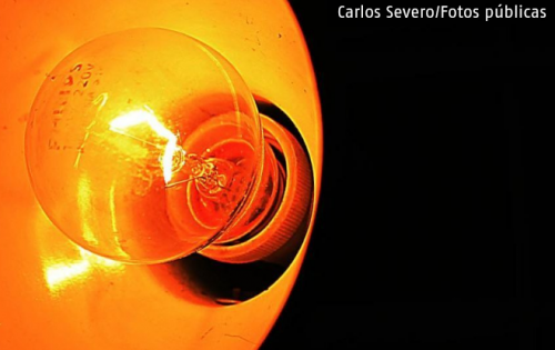 Consumidores pagaram R$ 1,2 bi de bandeira tarifária no 1º semestre de 2018