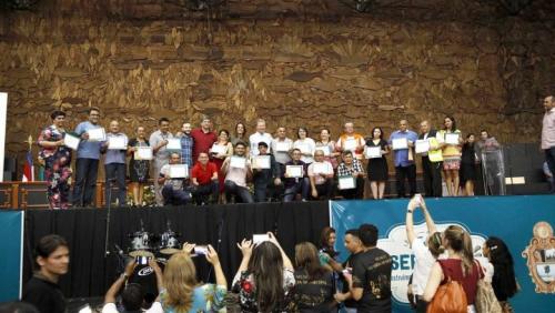 Décimo terceiro em Manaus  será pago dia 7 de dezembro, anuncia prefeito Arthur 