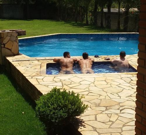 SP terá bar para homens que transam com homens, mas não são gays, os 