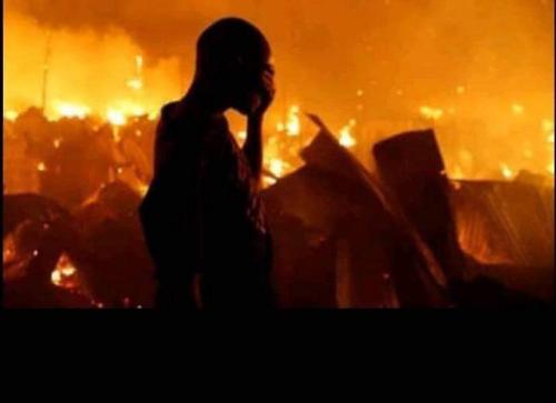 Acadêmicos da Ufam fazem coleta para ajudar vítimas do incêndio no Educandos 