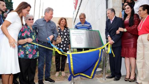 Prefeito Arthur inaugura auditório Isabel Victoria do Carmo Ribeiro