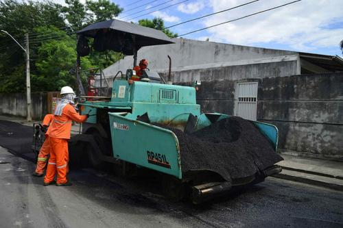 Parque Dez recebe recapeamento na rua C, do conjunto Shangrilá de Manaus 