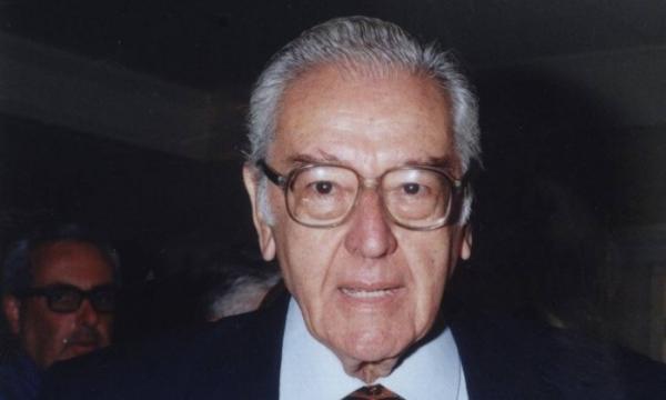 Jornalista Villas-Bôas Corrêa morre aos 93 anos no Rio